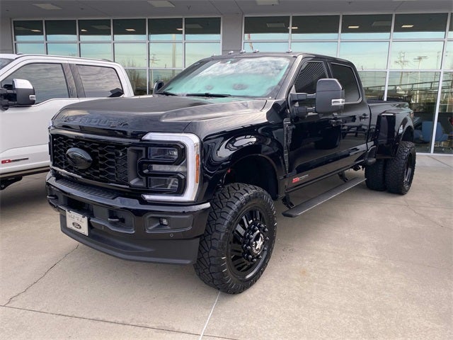 2025 Ford F-350SD Platinum DRW
