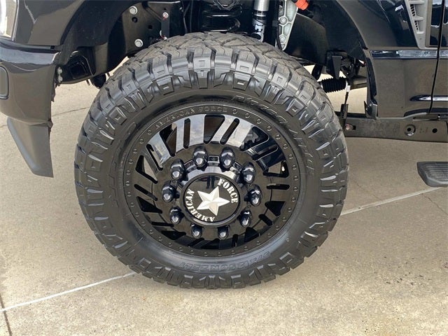 2025 Ford F-350SD Platinum DRW