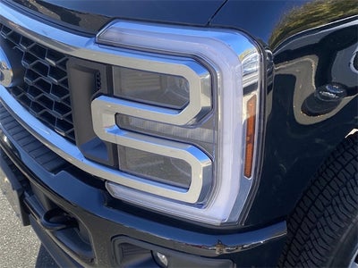 2025 Ford F-350SD Platinum DRW