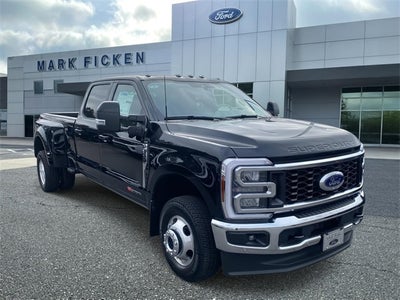 2025 Ford F-350SD Lariat DRW