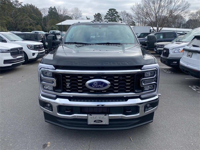2025 Ford F-350SD Lariat DRW