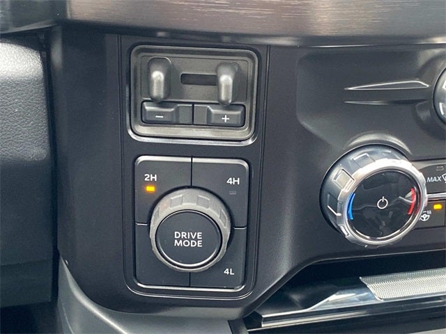 2025 Ford F-350SD Lariat DRW