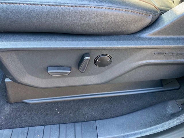 2025 Ford F-350SD Lariat DRW