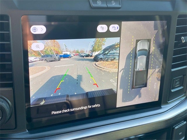 2025 Ford F-350SD Lariat DRW