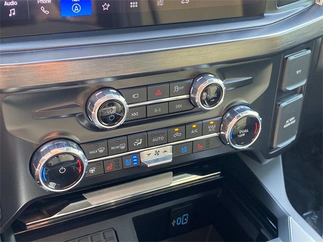 2025 Ford F-350SD Lariat DRW