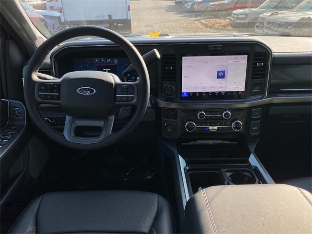 2025 Ford F-350SD Lariat DRW