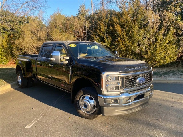 2023 Ford F-350SD Lariat