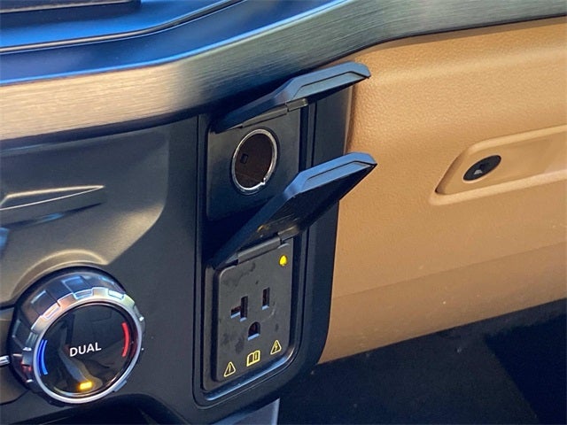 2023 Ford F-350SD Lariat