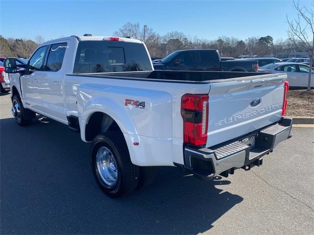 2026 Ford F-350SD Lariat DRW