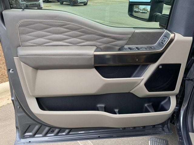 2026 Ford F-450SD Platinum DRW