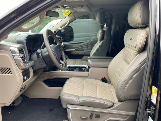 2025 Ford F-450SD Platinum