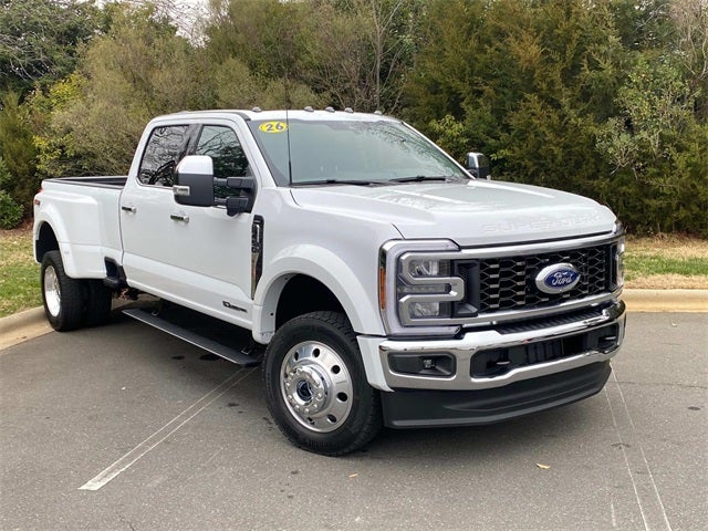 2026 Ford F-450SD Lariat DRW