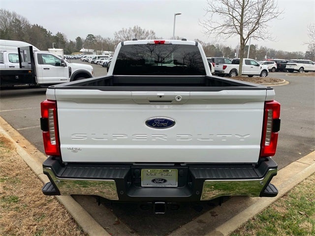 2026 Ford F-450SD Lariat DRW
