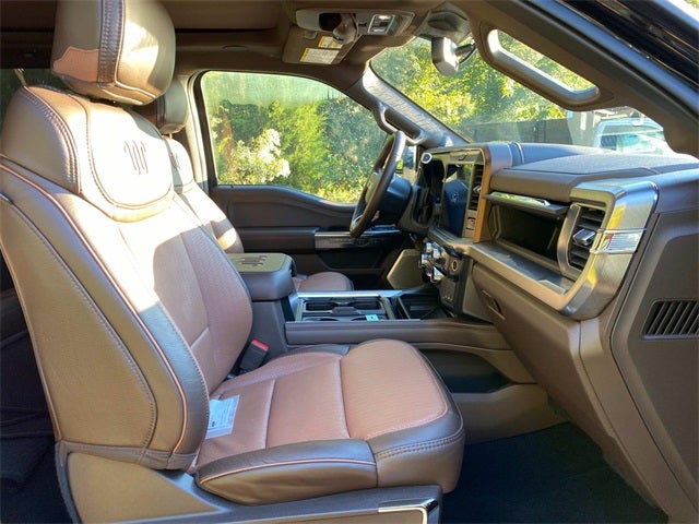 2025 Ford F-450SD King Ranch DRW