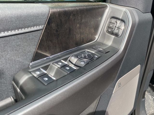 2026 Ford F-450SD Lariat Custom DRW