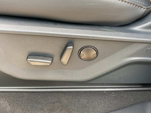 2026 Ford F-450SD Lariat Custom DRW