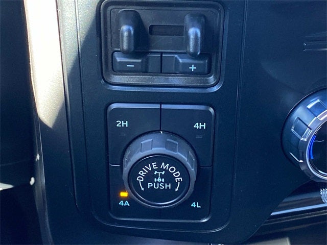 2025 Ford F-150 Lariat Custom