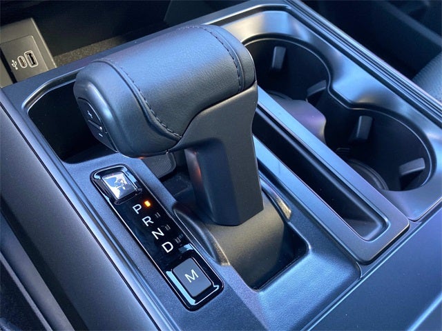 2025 Ford F-150 Lariat Custom