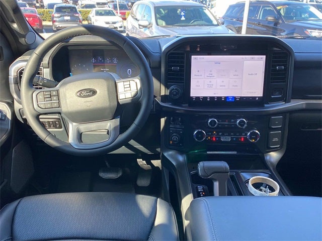 2025 Ford F-150 Lariat Custom