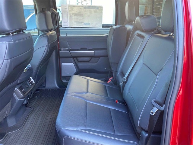 2025 Ford F-150 Lariat Custom