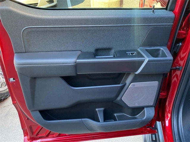 2025 Ford F-150 Lariat Custom