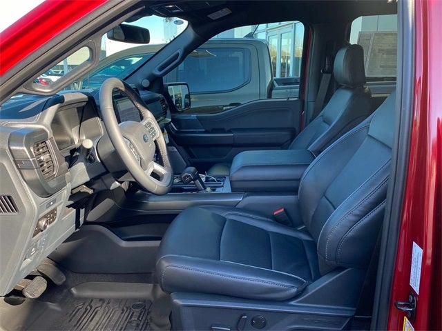 2025 Ford F-150 Lariat Custom