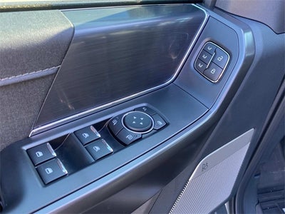 2025 Ford F-150 Lariat Custom