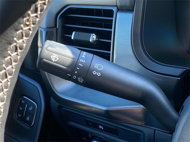 2025 Ford F-150 Lariat Custom