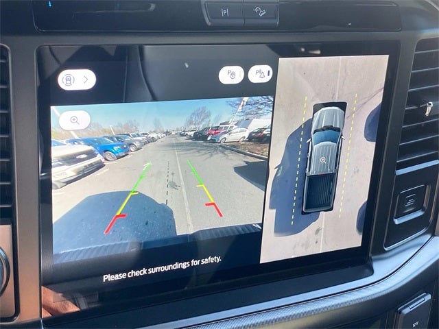 2025 Ford F-150 Lariat Custom