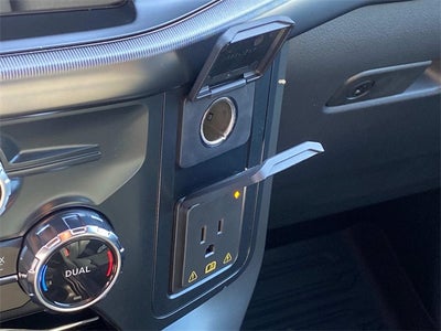 2025 Ford F-150 Lariat Custom