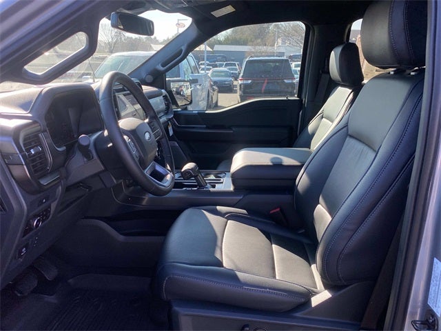 2025 Ford F-150 Lariat Custom