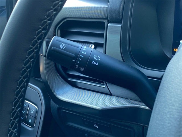 2025 Ford F-150 Lariat Custom