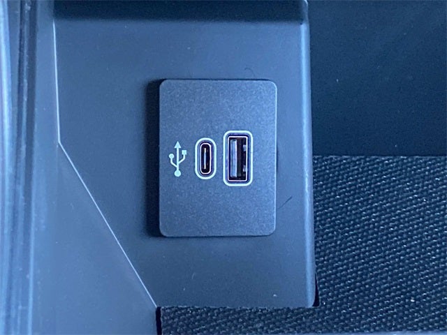 2025 Ford F-150 Lariat Custom