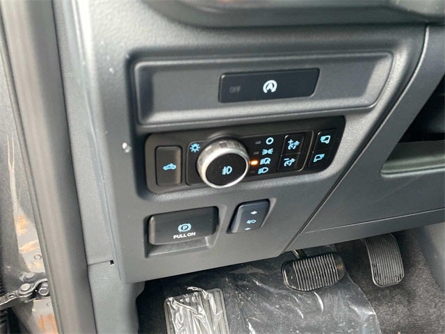 2025 Ford F-150 Lariat Custom