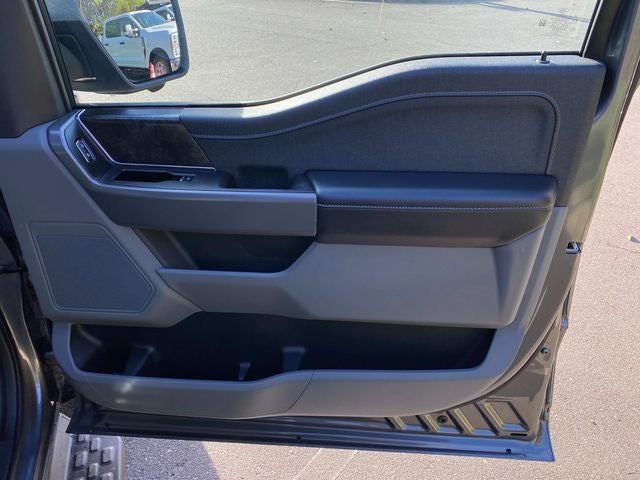 2023 Ford F-150 Lightning XLT