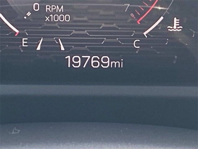 2024 GMC Acadia Denali