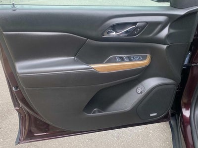 2017 GMC Acadia SLE-2