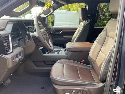 2025 GMC Sierra 3500HD Denali