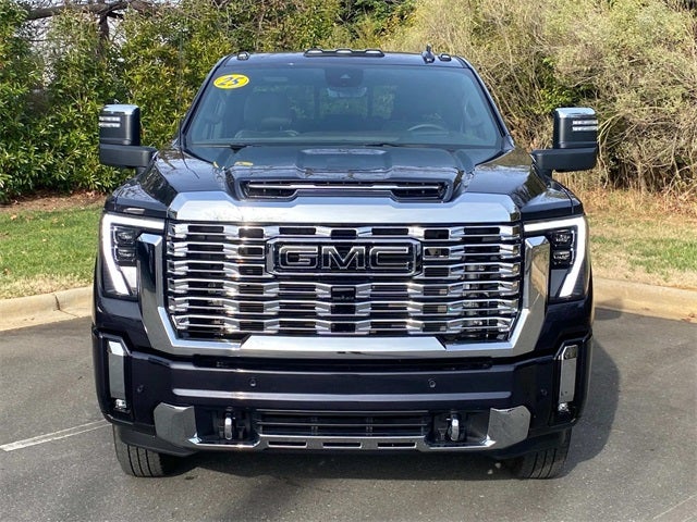 2025 GMC Sierra 3500HD Denali