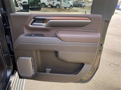 2025 GMC Sierra 3500HD Denali