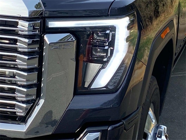2025 GMC Sierra 3500HD Denali