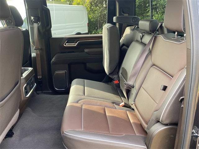 2025 GMC Sierra 3500HD Denali