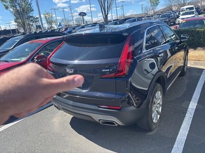 2022 Cadillac XT4 Premium Luxury