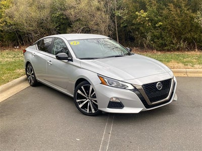 2022 Nissan Altima 2.5 SR