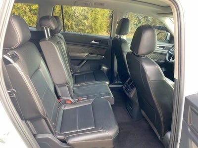 2022 Volkswagen Atlas 3.6L V6 SE w/Technology