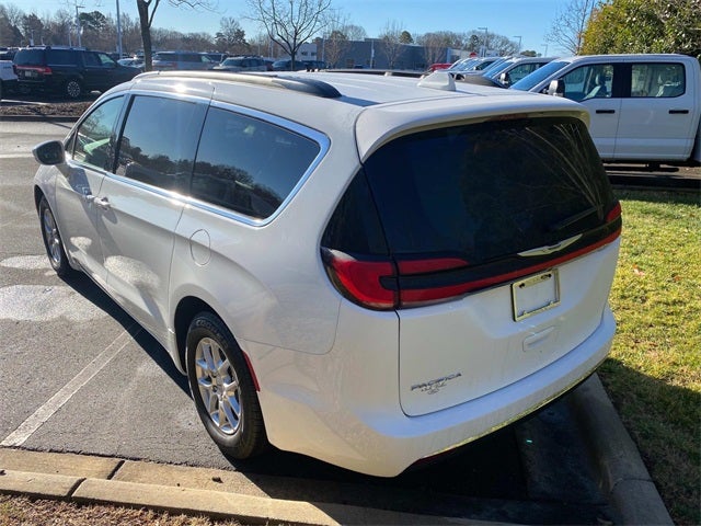 2022 Chrysler Pacifica Touring L