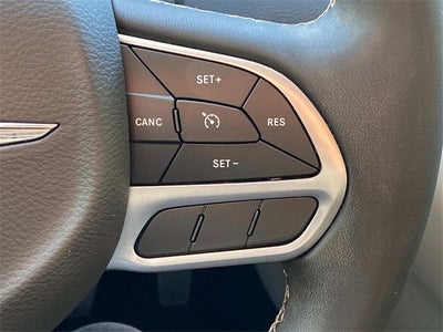 2022 Chrysler Voyager LX