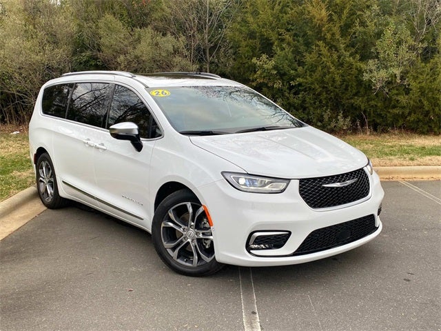 2026 Chrysler Pacifica Pinnacle