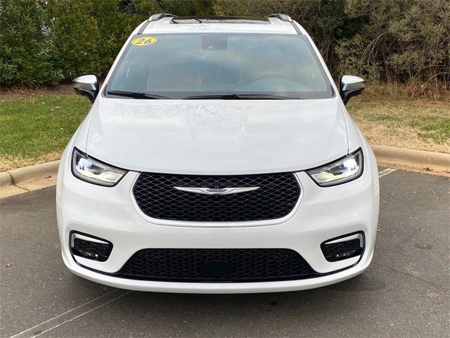 2026 Chrysler Pacifica Pinnacle