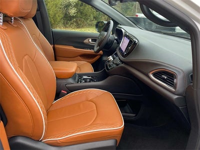 2026 Chrysler Pacifica Pinnacle